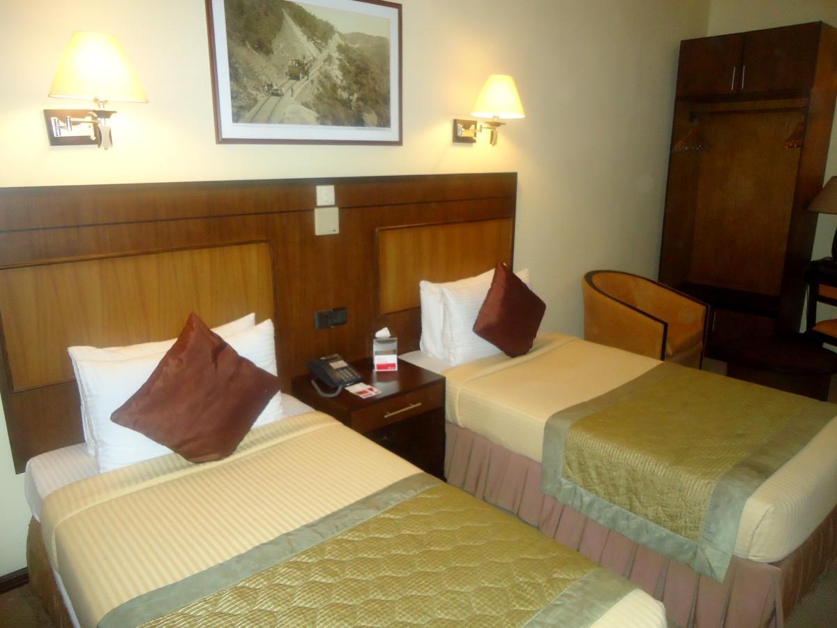 Ramada 4*