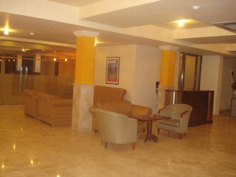 Ramada 4*