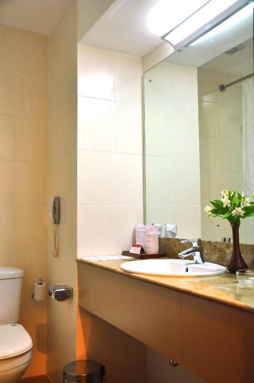 Hotel Ramada Katunayake