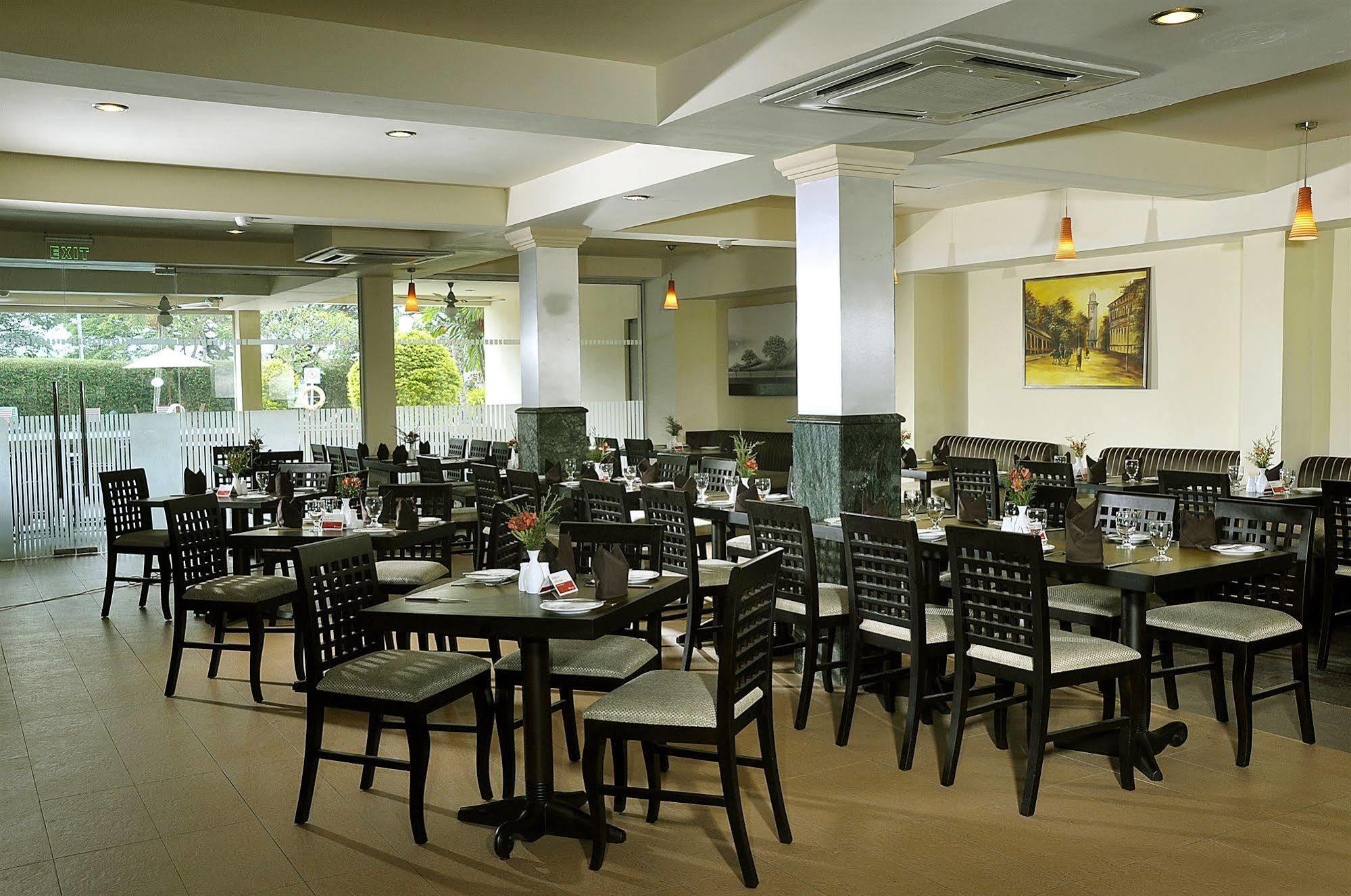 Hotel Ramada 4*